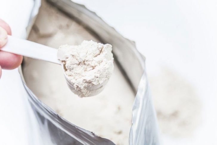 Why You Should Buy Unflavored Protein Powder - Askthetrainer.com